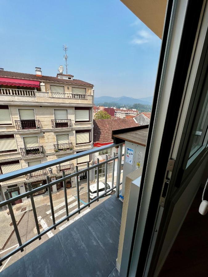 Fernandez Vega 3 Apartment Понтеареас Екстериор снимка
